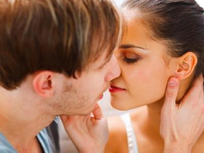 夫妻性生活規律對女性有什么好處 專家稱性生活規律有助調理月經