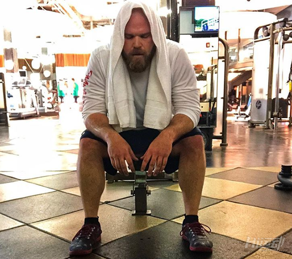 紐約大廚愛吃肉，減掉90斤分享5點(diǎn)減肥經(jīng)驗：原來我們都在舍本逐末