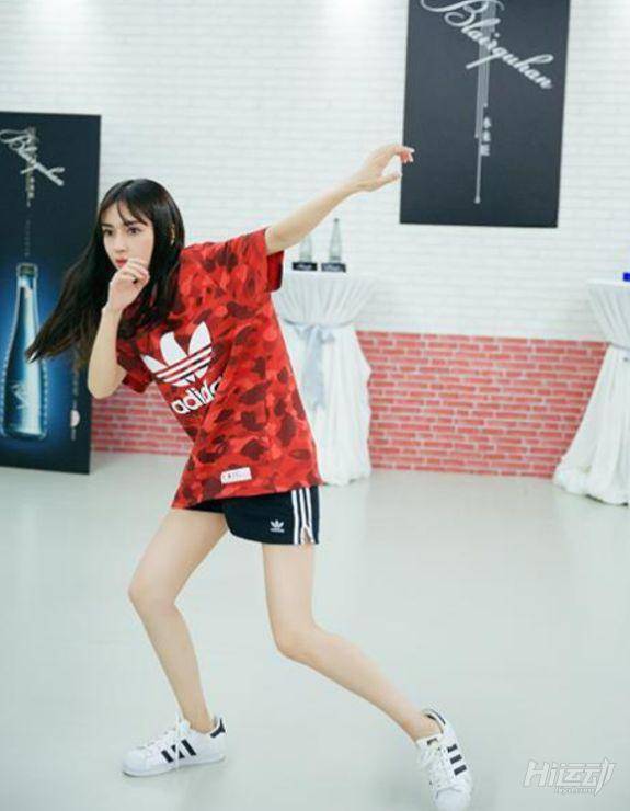 楊穎公開瘦到90斤的秘訣被網(wǎng)友夸“實在”，網(wǎng)友稱一般人堅持不了