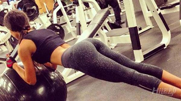 9個動作臀腿力量訓練！好身材從下半身開始