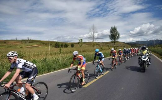 22歲“星女郎”林允的瘦身秘訣，是什么讓她擁有錐子臉筷子腿？