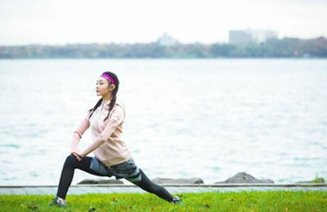 張鈞甯全民健身日領(lǐng)跑，跑步時(shí)避免受傷的3個(gè)細(xì)節(jié)