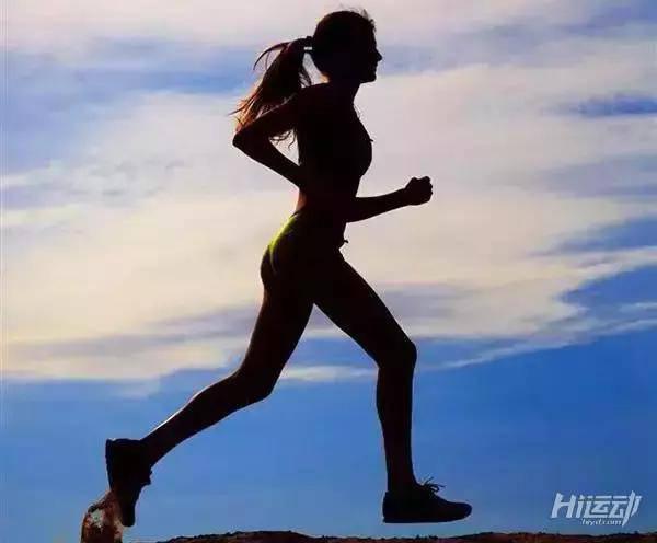 女人美不美，先看胸后看腿！3個方法教你塑形練出美腿