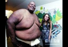 減肥最失敗的一名600斤胖子,不僅挽回女友失敗還嚇到眾人