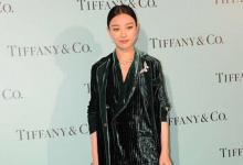 被稱為“街拍模板”的倪妮被粉絲吐槽壯實?這真的是“鐵桿粉”?