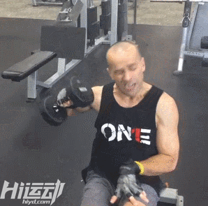 “我是殘疾人，但不是廢人！”腦癱健美3年贏(yíng)得6座獎(jiǎng)杯