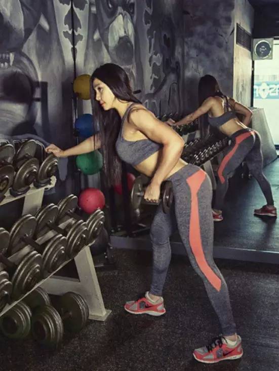 高顏值健身美女李藝琳的健身故事