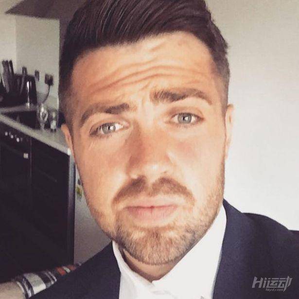 英國男子因過胖無法玩過山車 怒減肥一半體重