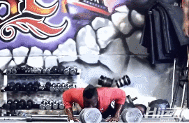 由“夜店哈”進化成“努力哈”，帶領火箭掉打騎士隊！哈登的增肌計劃