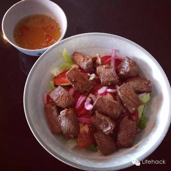 看了他的故事，你還有借口不健身嗎？