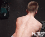 才17歲的小少年，居然把體脂率練只有5%