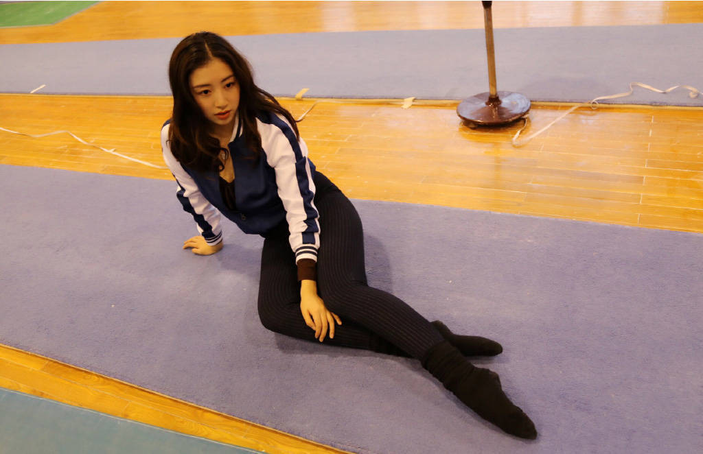 最美一字馬 藝術體操名將周捷套圖