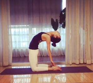 糾正駝背 一套簡單的糾正駝背方法