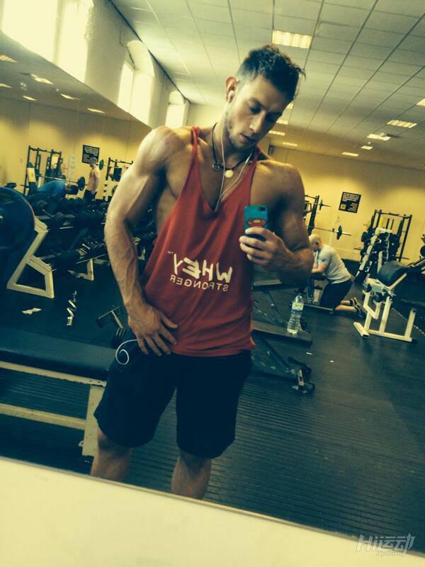 健身房里設自拍室！此舉引發網友激烈討論