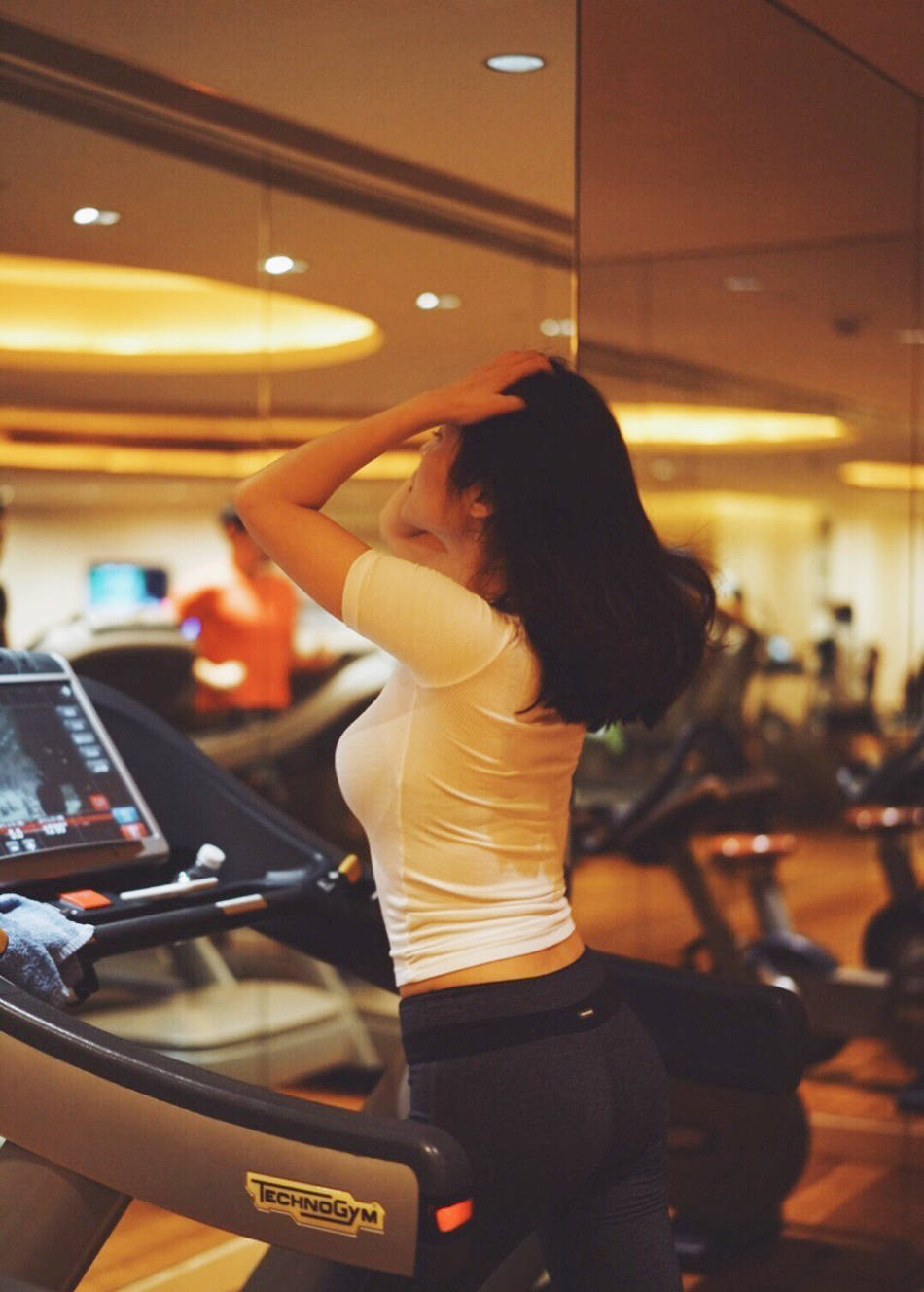 籃球寶貝健身私照 傲人上圍不忍直視