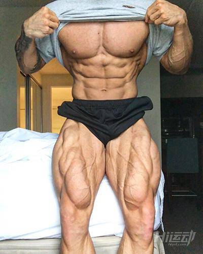 曾經是個菜鳥，直到他姐夫出現！小伙練成了少有的真空腹