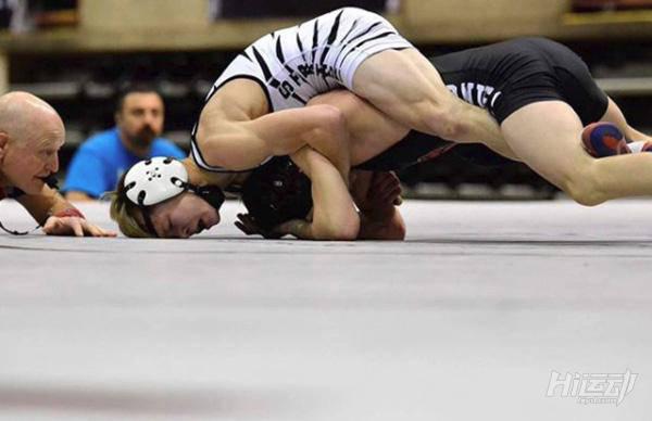 才17歲的小少年，居然把體脂率練只有5%