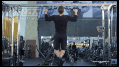 復仇者如何煉成？雷神與黑寡婦私教健身課程