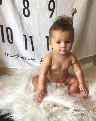 預產期還有5天，她還在健身房硬拉！