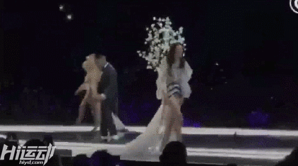 摔一跤就要退休，震動半個娛樂圈！練成維密模特多不容易