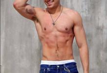 《歌舞青春》主角扎克·埃夫隆訓練計劃