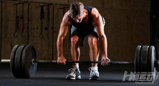 國(guó)外42歲阿姨泡在健身房，如今擁有不輸年輕人的身材