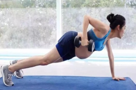 姚晨劉濤驚艷美照霸屏，絕美的氣質是多年瑜伽的練習