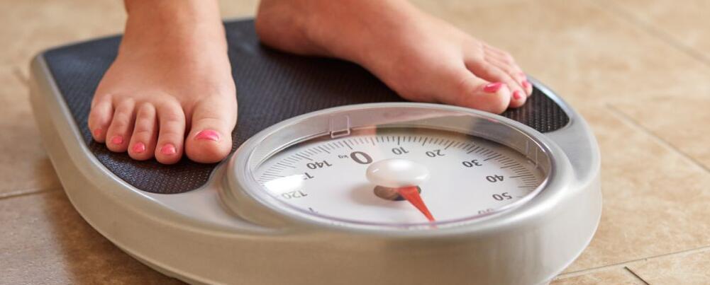 每天一杯蜂蜜水 讓小肚腩遠離你