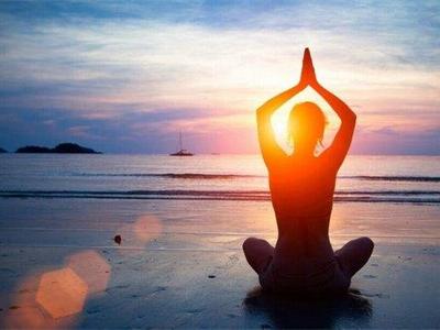 月經量少是什么原因，做好這些床上運動改善月經不調