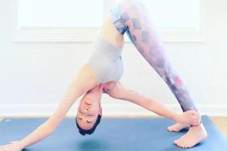 女性練習瑜伽氣質會改變許多，看看迪麗熱巴就知道了