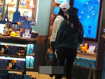 奚夢(mèng)瑤產(chǎn)后首現(xiàn)身 身材恢復(fù)超級(jí)好離不開產(chǎn)后瑜伽修復(fù)動(dòng)作