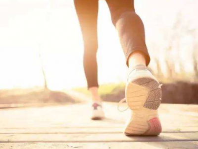 女人快速減肥一個(gè)月瘦20斤