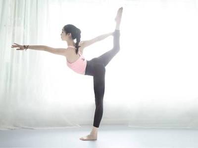 瑜伽動作圖片大全,瘦肚子瑜伽體式讓你瘦出細(xì)腰