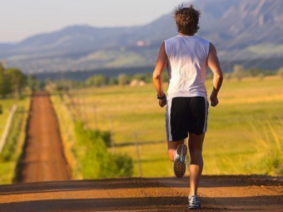 軍人三公里跑步技巧(3公里長跑的呼吸方法)