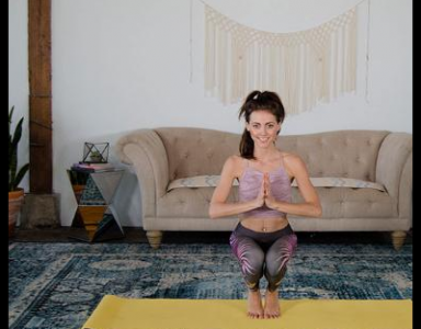 適合初學者的瑜伽動作 瑜伽每天必練8個動作