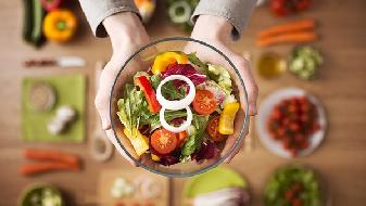 減肥知識 教你控制食欲減輕體重的5個秘訣-易網<a href=http://www.xllyou.com/ target=_blank class=infotextkey>健康養生</a>網 減肥知識 教你控制食欲減輕體重的5個秘訣