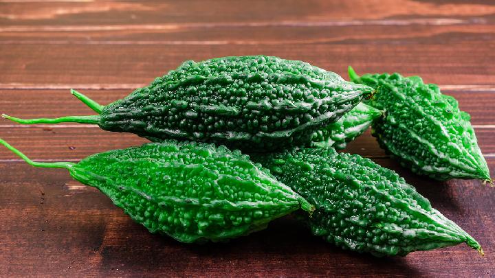 苦瓜減肥,對身體有害嗎?-易網<a href=http://www.xllyou.com/ target=_blank class=infotextkey>健康養生</a>網 苦瓜減肥,對身體有害嗎?