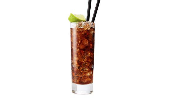 減肥者必知的飲料熱量須知 看看哪些飲料適合減肥時(shí)喝-易網(wǎng)健康<a href=http://www.xllyou.com/jkys/ target=_blank class=infotextkey>養(yǎng)生</a>網(wǎng) 減肥者必知的飲料熱量須知 看看哪些飲料適合減肥時(shí)喝