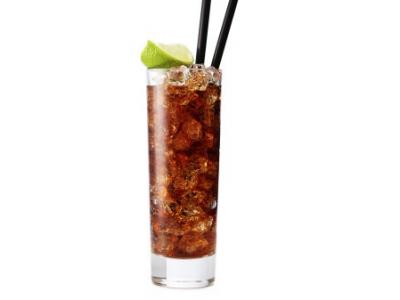 減肥者必知的飲料熱量須知 看看哪些飲料適合減肥時(shí)喝