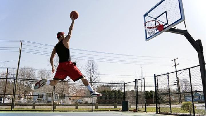 夏季減肥好運動都有哪些 夏季減肥慢跑是鍛煉身心的好方法-易網健康<a href=http://www.xllyou.com/jkys/ target=_blank class=infotextkey>養(yǎng)生</a>網 夏季減肥好運動都有哪些 夏季減肥慢跑是鍛煉身心的好方法