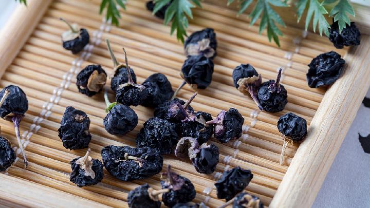 冬季減肥食譜吃什么好 減肥食譜早餐首選蜂蜜蘋果泥-易網(wǎng)健康<a href=http://www.xllyou.com/jkys/ target=_blank class=infotextkey>養(yǎng)生</a>網(wǎng) 冬季減肥食譜吃什么好 減肥食譜早餐首選蜂蜜蘋果泥