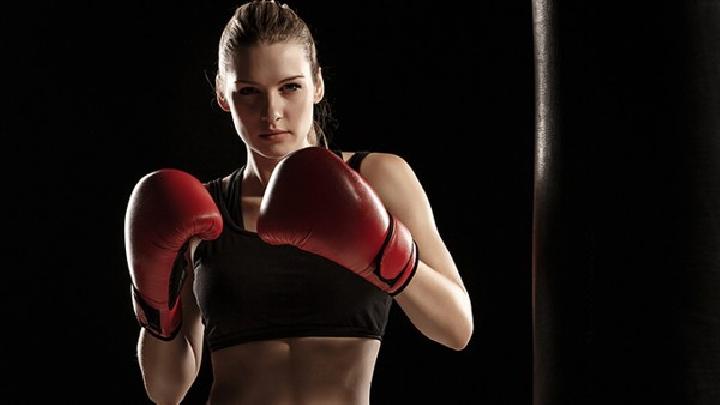 如何運(yùn)動減肥?運(yùn)動減肥不瘦反而重了是怎么回事?-易網(wǎng)健康<a href=http://www.xllyou.com/jkys/ target=_blank class=infotextkey>養(yǎng)生</a>網(wǎng) 如何運(yùn)動減肥?運(yùn)動減肥不瘦反而重了是怎么回事?