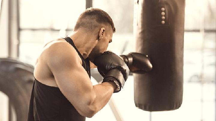 如何運動快速減肥?一個月運動減肥方法有什么?-易網<a href=http://www.xllyou.com/ target=_blank class=infotextkey>健康養生</a>網 如何運動快速減肥?一個月運動減肥方法有什么?