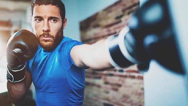 運(yùn)動(dòng)減肥需要注意什么?運(yùn)動(dòng)減肥堅(jiān)持這3點(diǎn)讓你成功減肥-易網(wǎng)健康<a href=http://www.xllyou.com/jkys/ target=_blank class=infotextkey>養(yǎng)生</a>網(wǎng) 運(yùn)動(dòng)減肥需要注意什么?運(yùn)動(dòng)減肥堅(jiān)持這3點(diǎn)讓你成功減肥