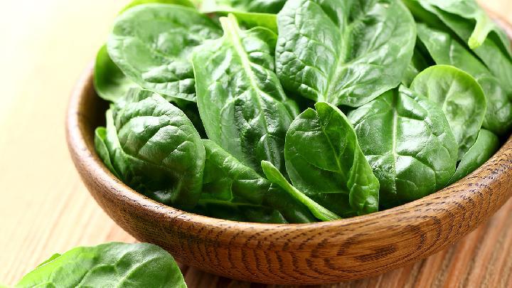 晚餐只吃青瓜能減肥嗎?減肥正確的方法是什么?-易網健康<a href=http://www.xllyou.com/jkys/ target=_blank class=infotextkey>養生</a>網 晚餐只吃青瓜能減肥嗎?減肥正確的方法是什么?