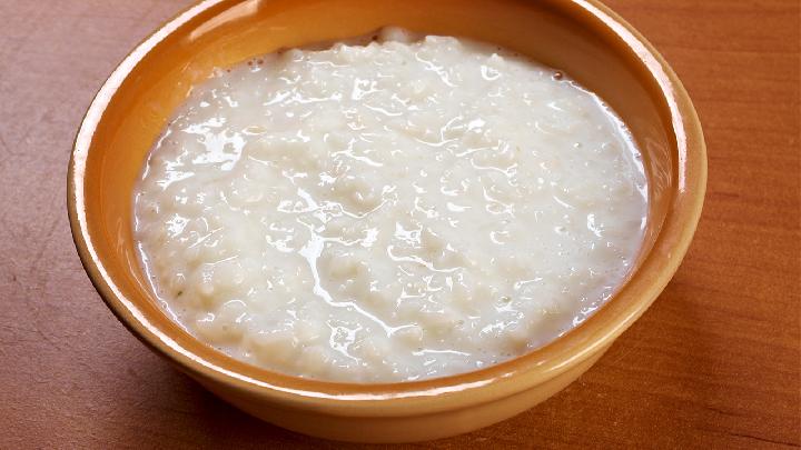 玉米燕麥粥到底能減肥嗎?玉米燕麥粥熱量高嗎?-易網<a href=http://www.xllyou.com/ target=_blank class=infotextkey>健康養生</a>網 玉米燕麥粥到底能減肥嗎?玉米燕麥粥熱量高嗎?