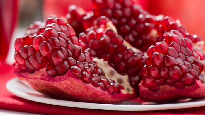 如何游泳減肥?夏季游泳減肥3個秘訣-易網<a href=http://www.xllyou.com/ target=_blank class=infotextkey>健康養生</a>網 如何游泳減肥?夏季游泳減肥3個秘訣