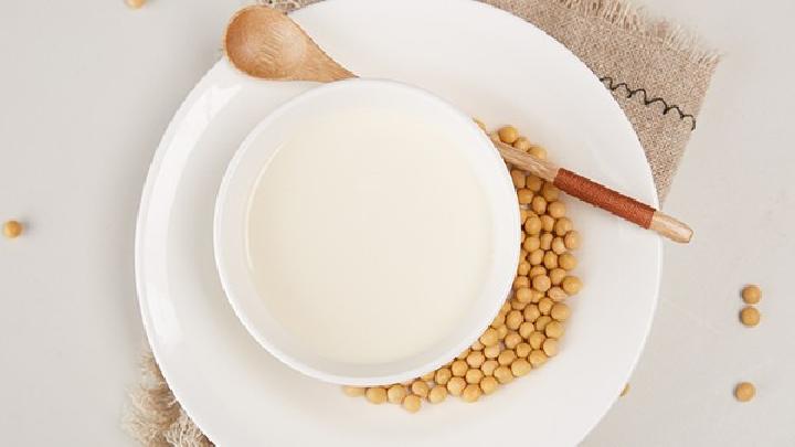 艾灸能不能減肥?艾灸減肥的原理是什么?-易網<a href=http://www.xllyou.com/ target=_blank class=infotextkey>健康養生</a>網 艾灸能不能減肥?艾灸減肥的原理是什么?