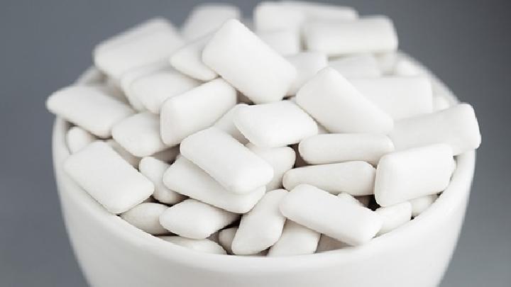 黑豆減肥茶的功效是什么?黑豆減肥茶的做法推薦-易網(wǎng)<a href=http://www.xllyou.com/ target=_blank class=infotextkey>健康養(yǎng)生</a>網(wǎng) 黑豆減肥茶的功效是什么?黑豆減肥茶的做法推薦