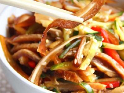 瑜伽什么時(shí)候做最減肥呢？做瑜伽減肥最佳時(shí)間